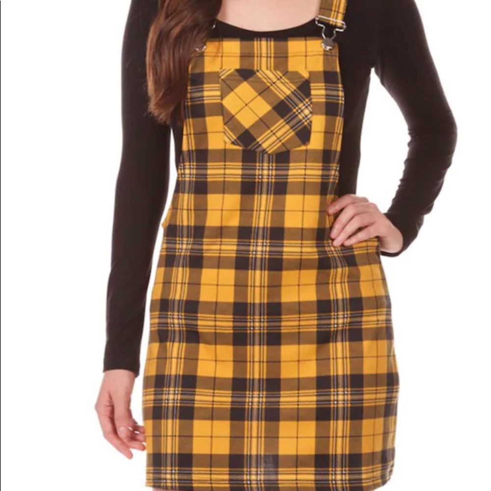 NWT Jolie & Joy plaid skirtail. Size large